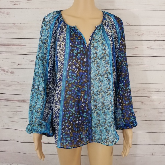 Rose & Olive Tops - Rose & Olive Blouse Size S